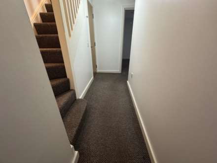 Huddersfield Road, Newhey, Image 3