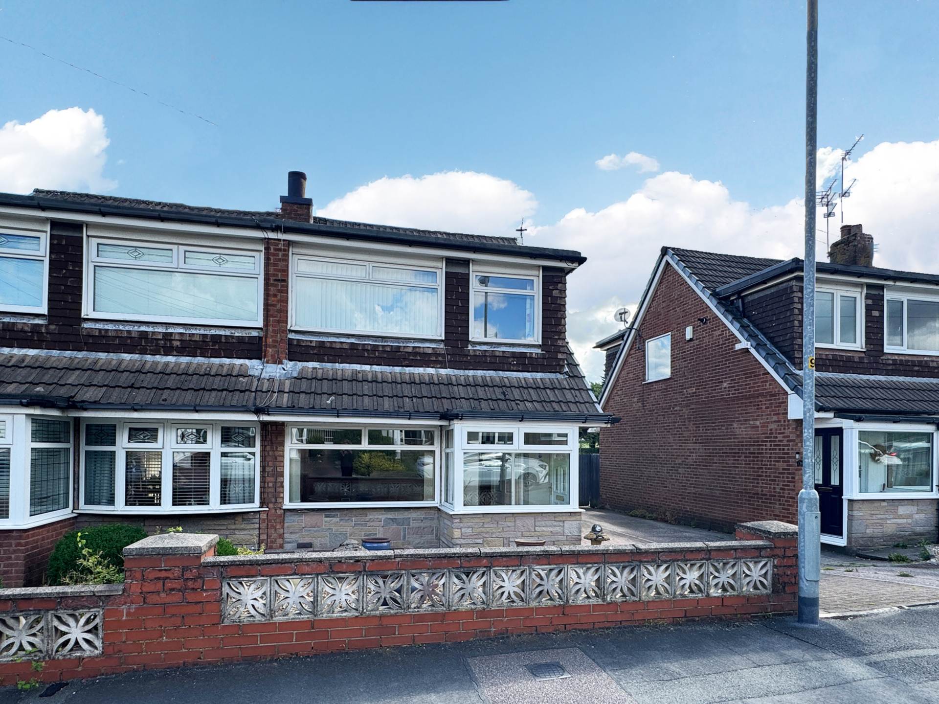 Cornish Way, Oldham, Image 1