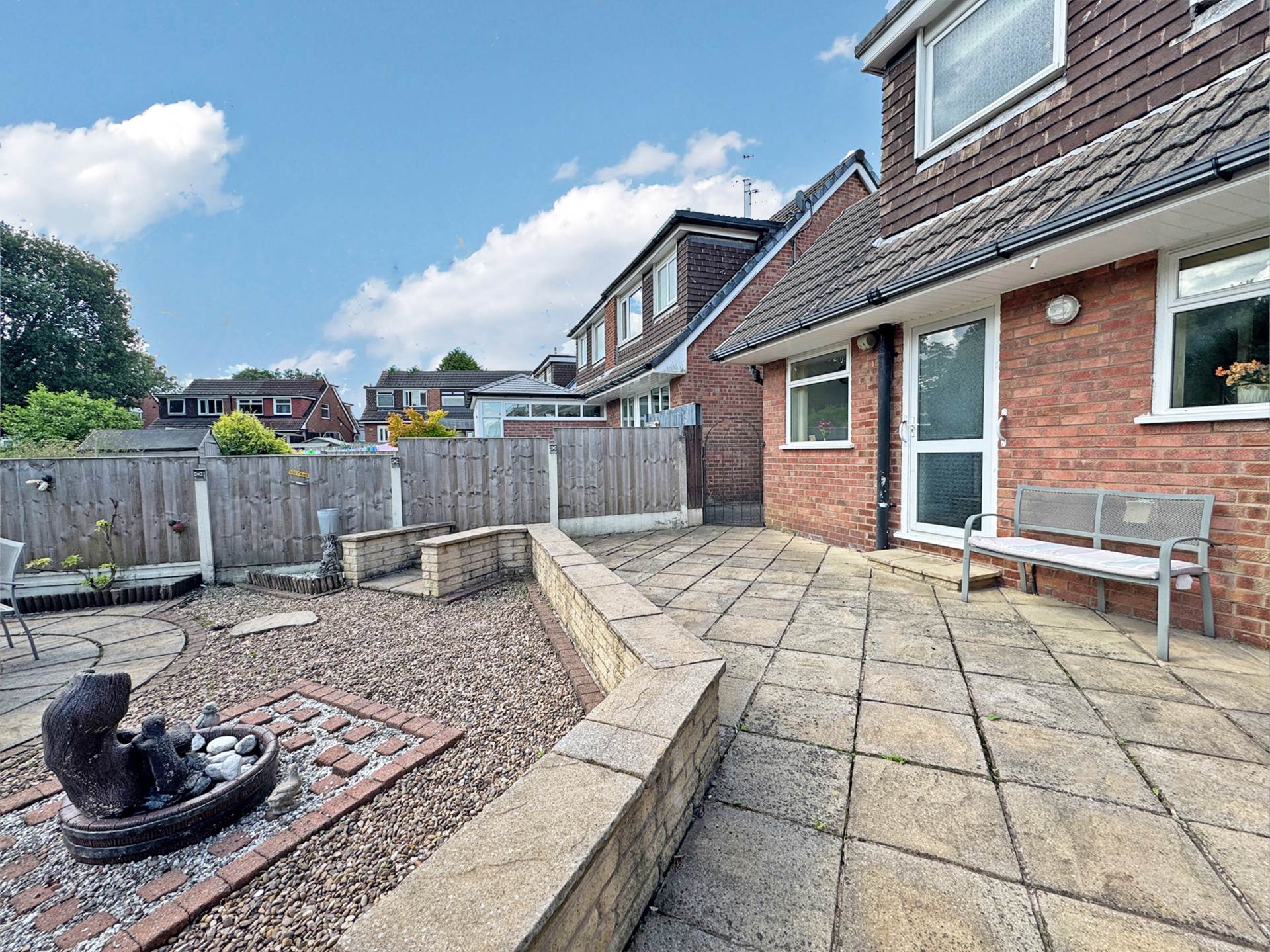 Cornish Way, Oldham, Image 16