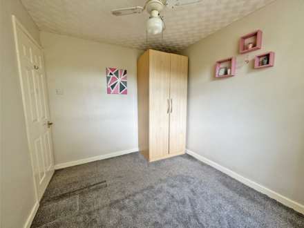 Cornish Way, Oldham, Image 11