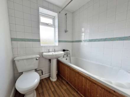 Broad Lane, Burnage, Rochdale, Image 10