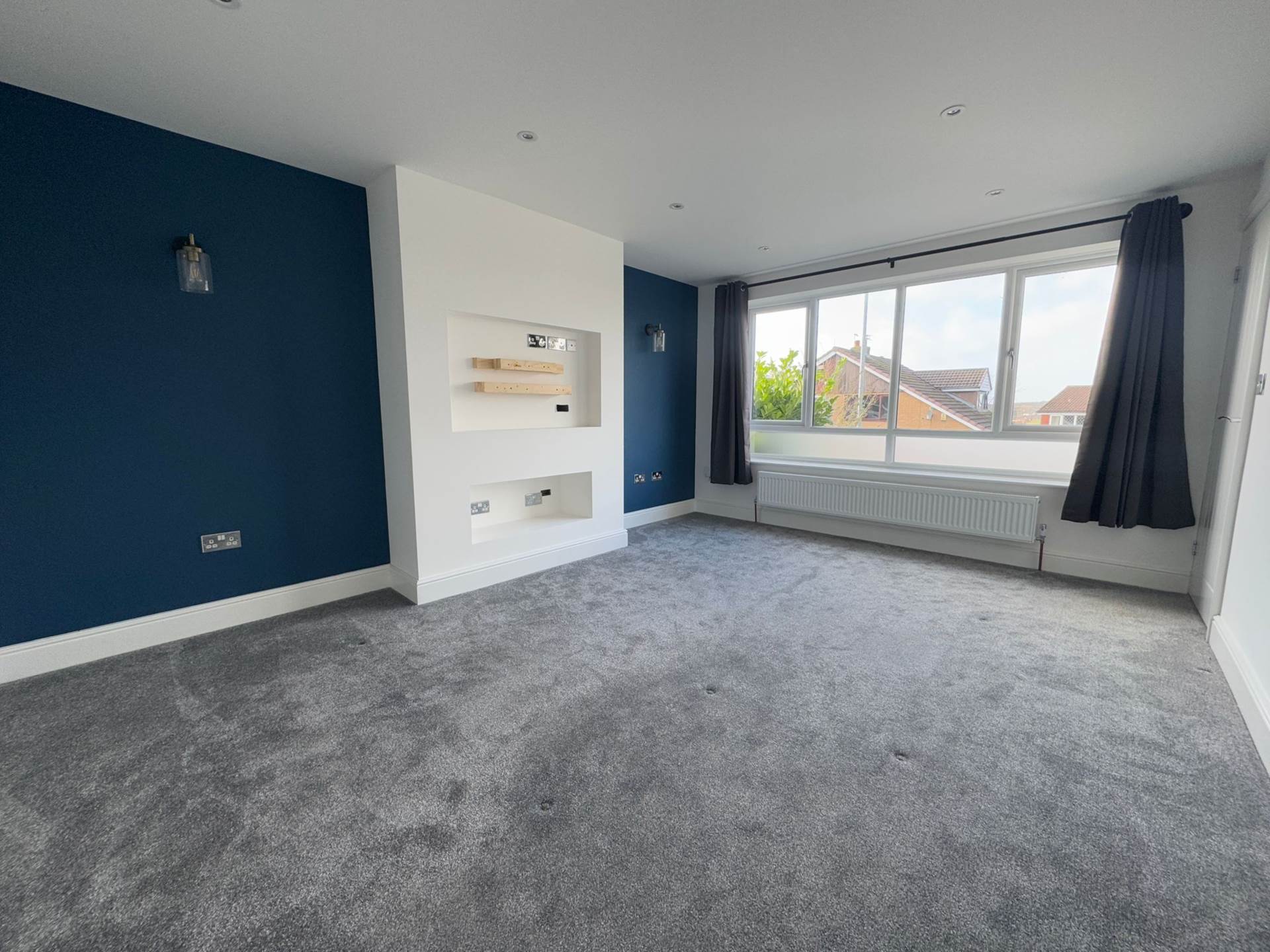 Denbigh Drive, Shaw, Image 2