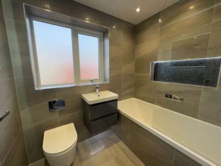 Denbigh Drive, Shaw, Image 7