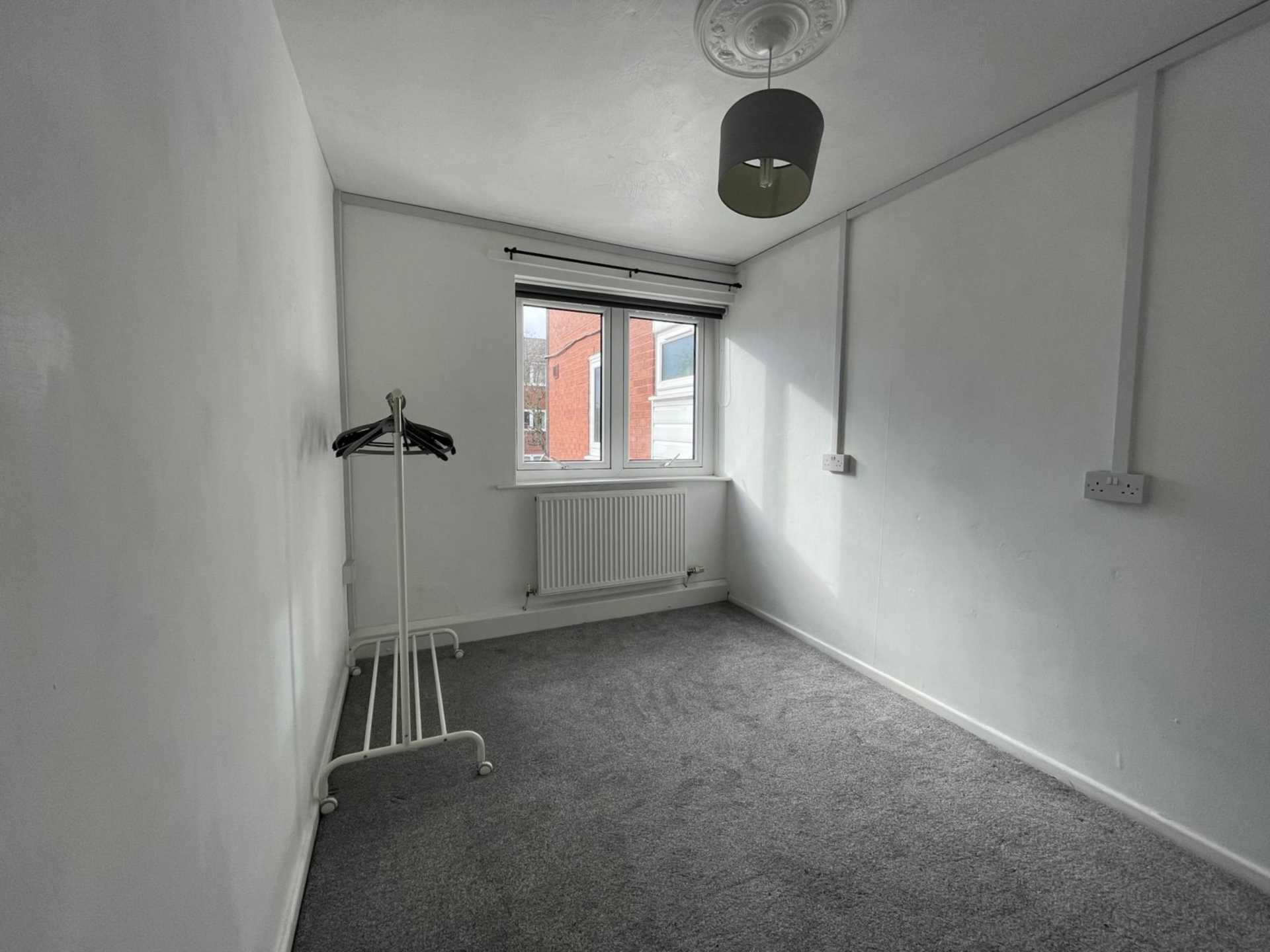 Durden Mews, Shaw, Image 9