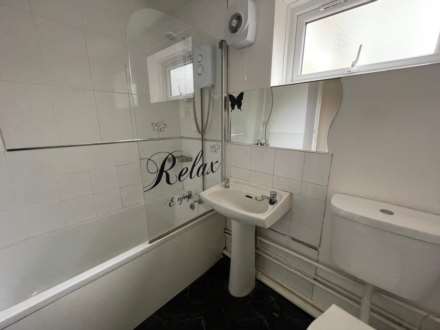 Durden Mews, Shaw, Image 10