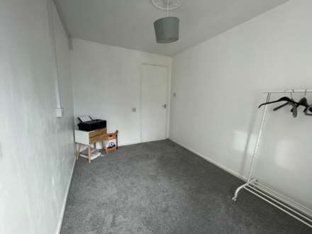 Durden Mews, Shaw, Image 8