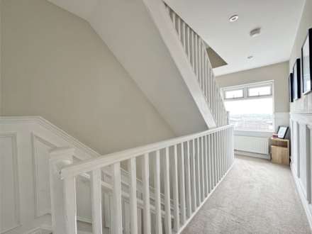 Thornham Old Road, Royton, Image 23