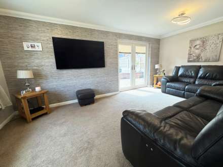 Higham Close, Royton, Image 2