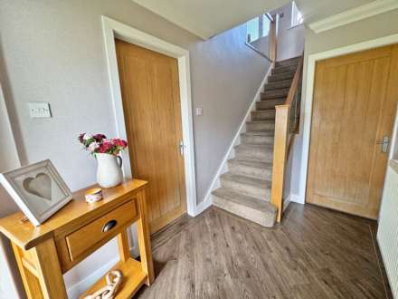 Higham Close, Royton, Image 7