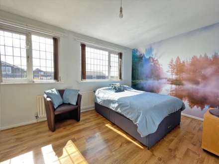 Causewood Close, Moorside, Image 13