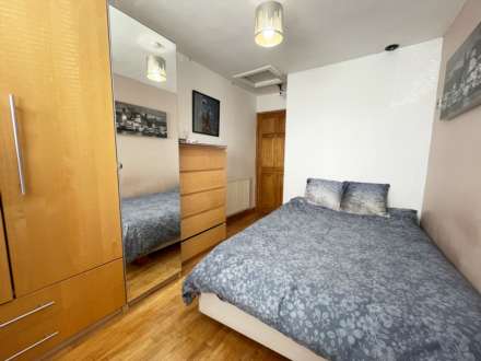 Causewood Close, Moorside, Image 19