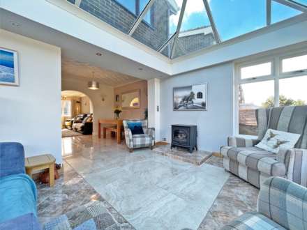 Causewood Close, Moorside, Image 3