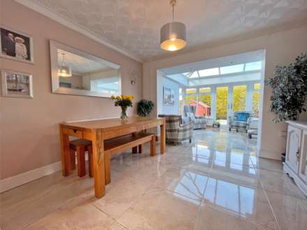 Causewood Close, Moorside, Image 4