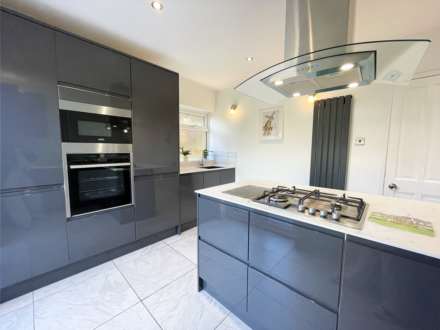 Causewood Close, Moorside, Image 6