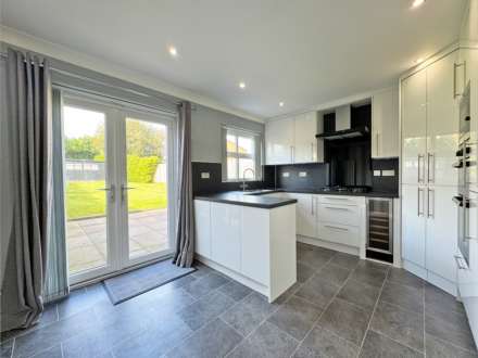 Bellingham Close, Oldham, Image 12
