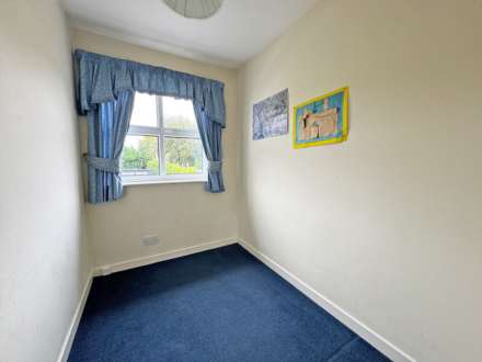 Bellingham Close, Oldham, Image 2