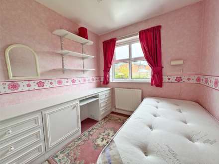 Bellingham Close, Oldham, Image 3