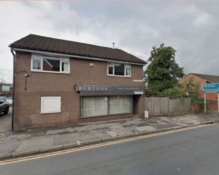 2 Bedroom Apartment, Rochdale Road, Royton
