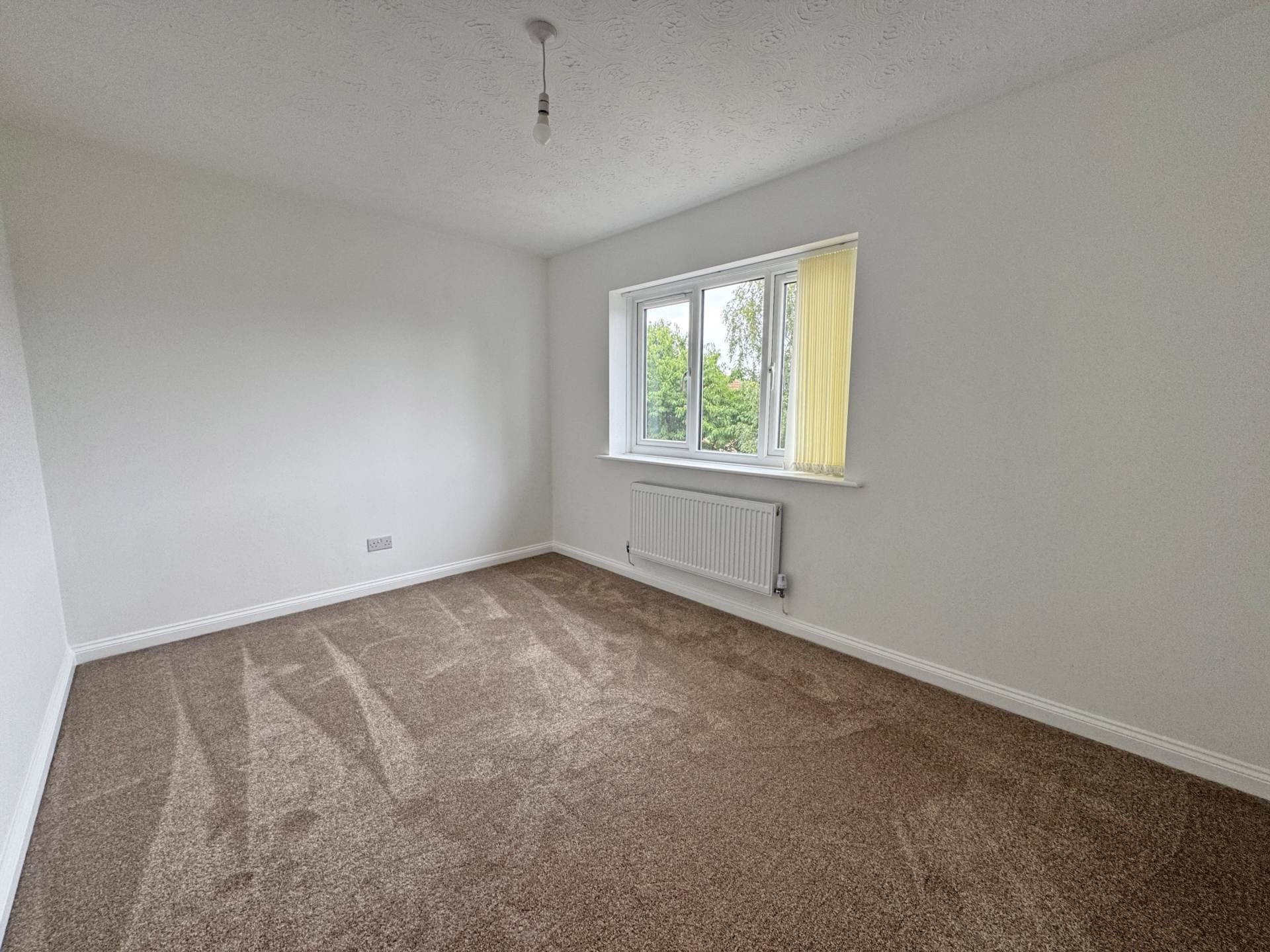 Canisp Close, Chadderton, Image 9