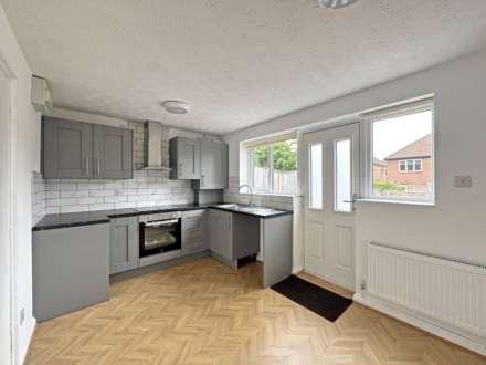 Canisp Close, Chadderton, Image 6
