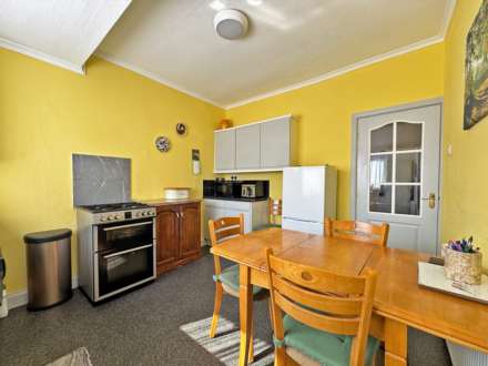 Marlfield Road, High Crompton, Oldham, Image 4