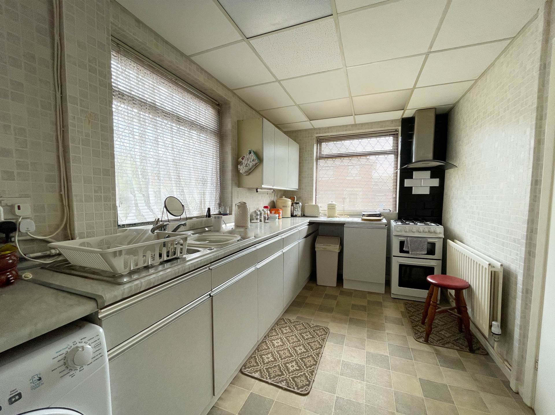 Avon Road, Shaw, Oldham, Image 4