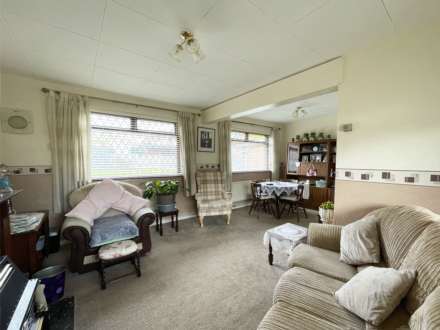 Avon Road, Shaw, Oldham, Image 3
