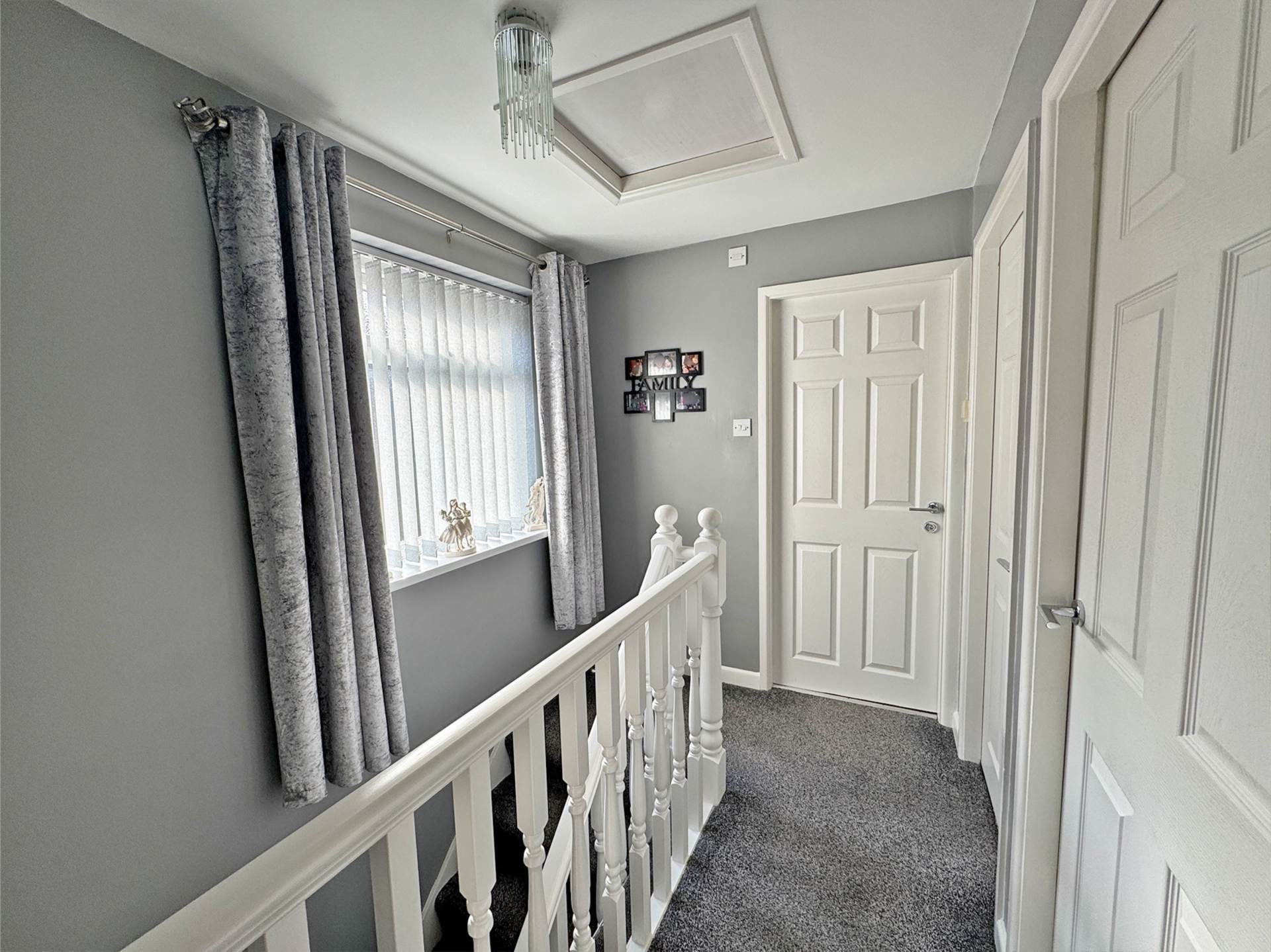 Helston Drive, Royton, Image 11