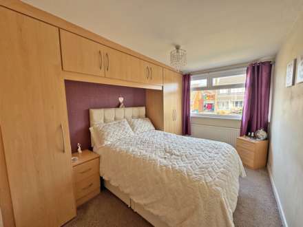 Helston Drive, Royton, Image 7
