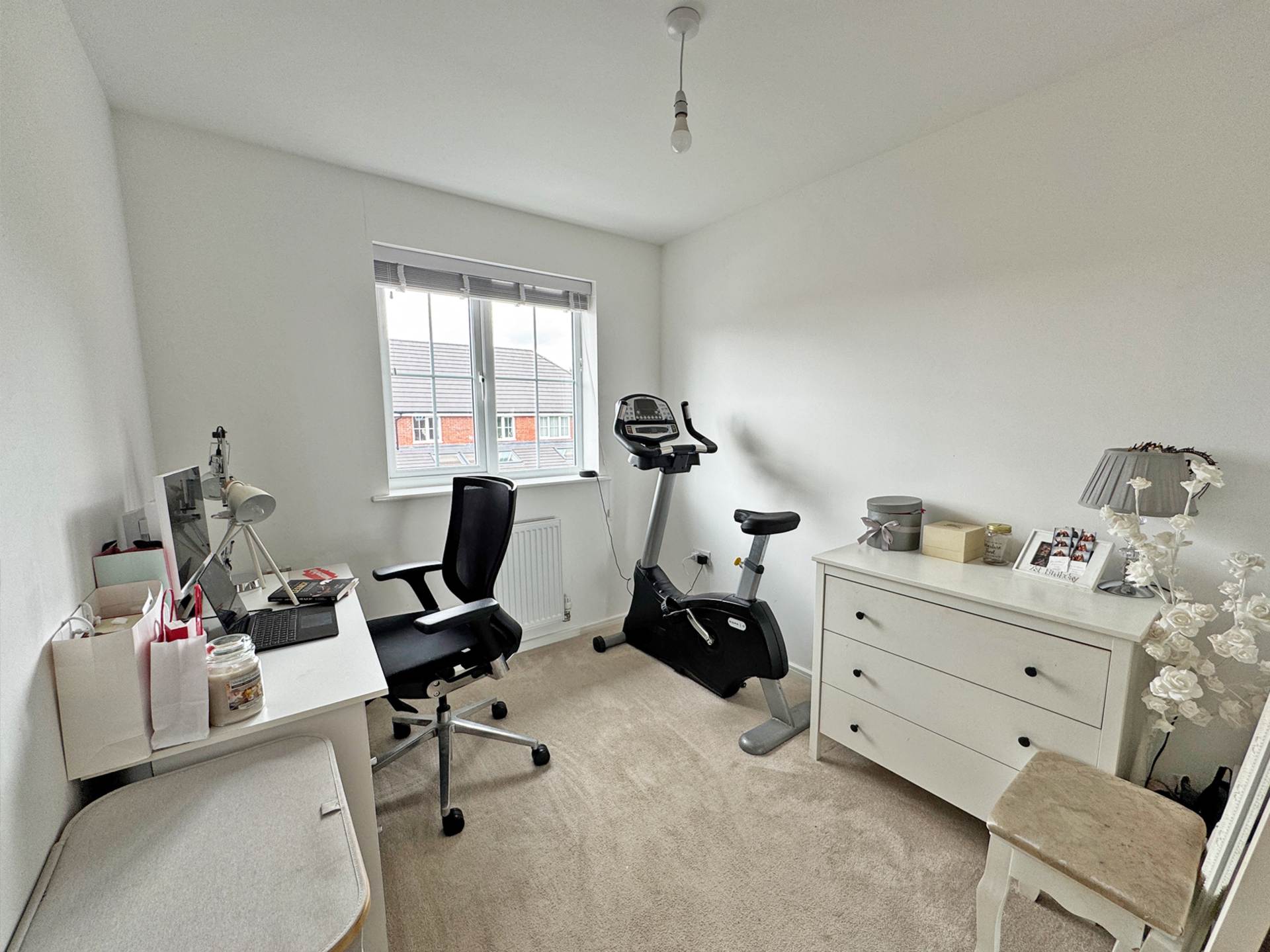 Long Meadow Avenue, Oldham, Image 8