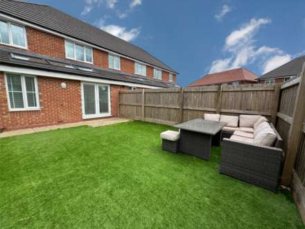 Long Meadow Avenue, Oldham, Image 14
