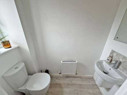 Long Meadow Avenue, Oldham, Image 15