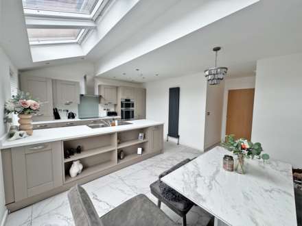 Long Meadow Avenue, Oldham, Image 6