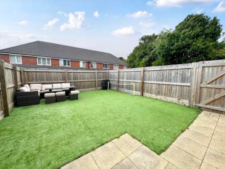 Long Meadow Avenue, Oldham, Image 9