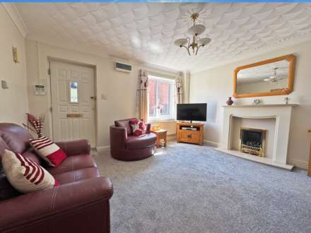 Miller Meadow Close, Shaw,  Oldham, Image 3