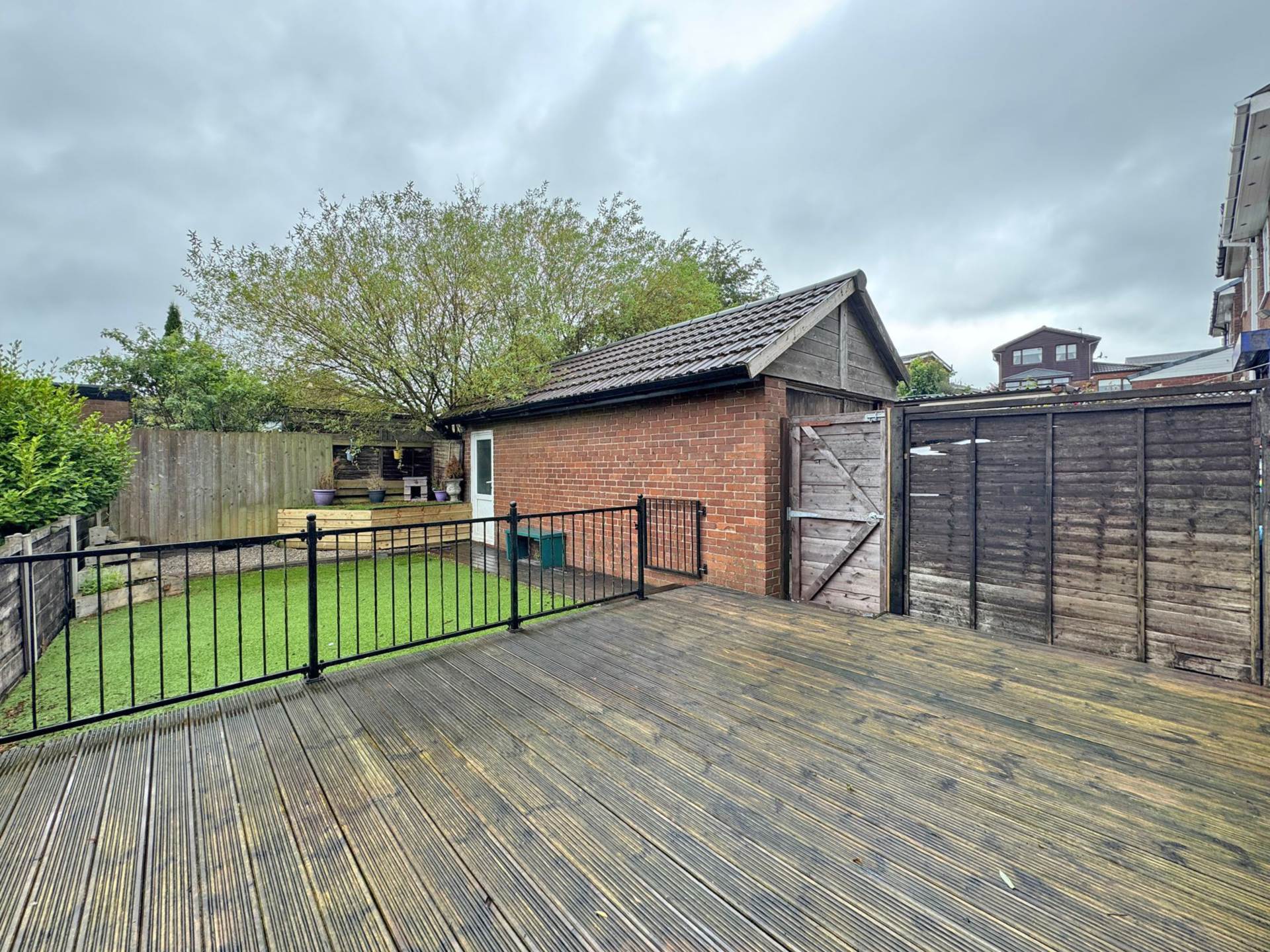 Sunfield Avenue, Moorside, Image 17