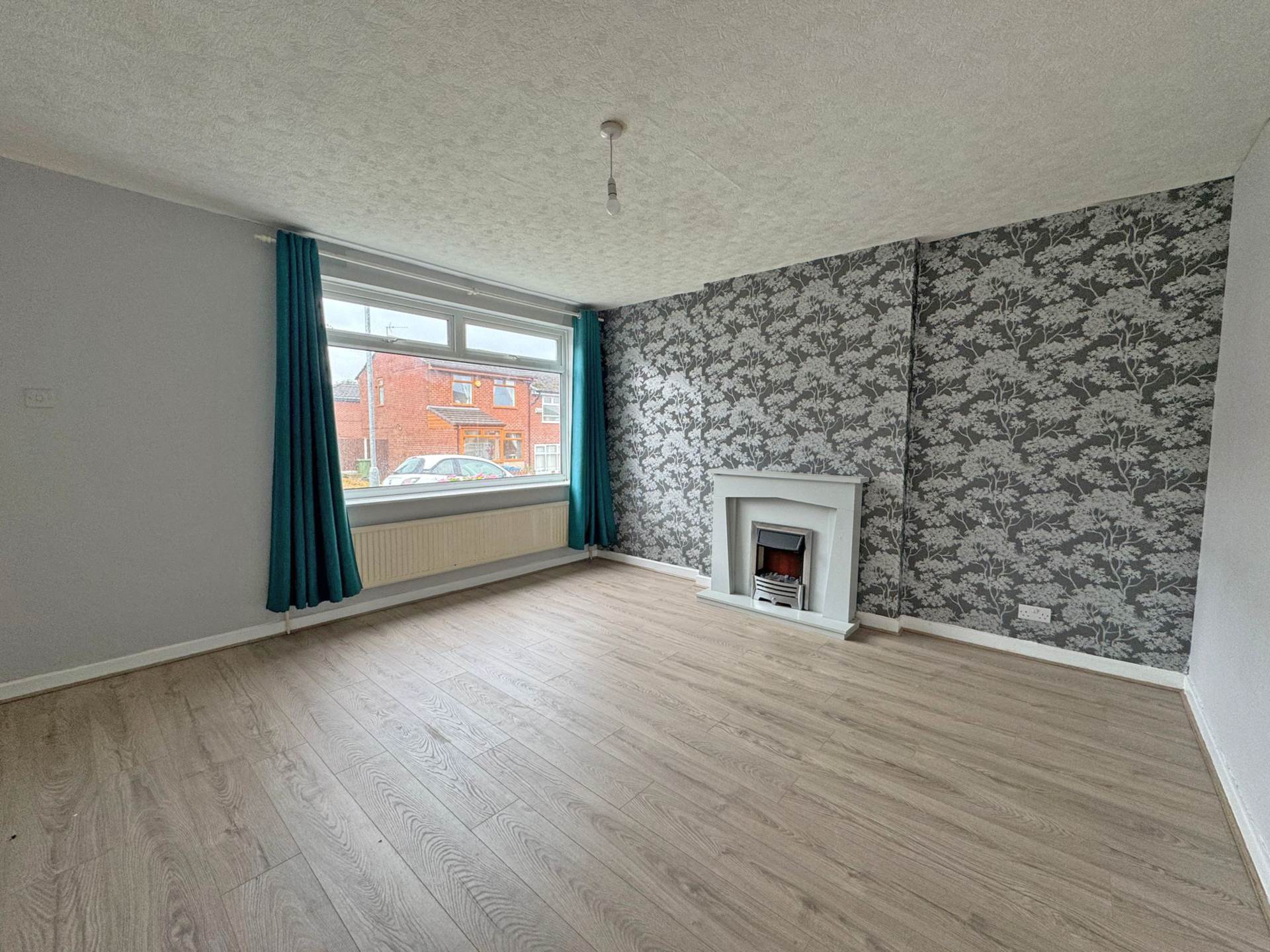 Sunfield Avenue, Moorside, Image 4