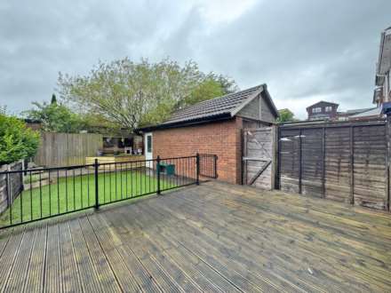 Sunfield Avenue, Moorside, Image 17