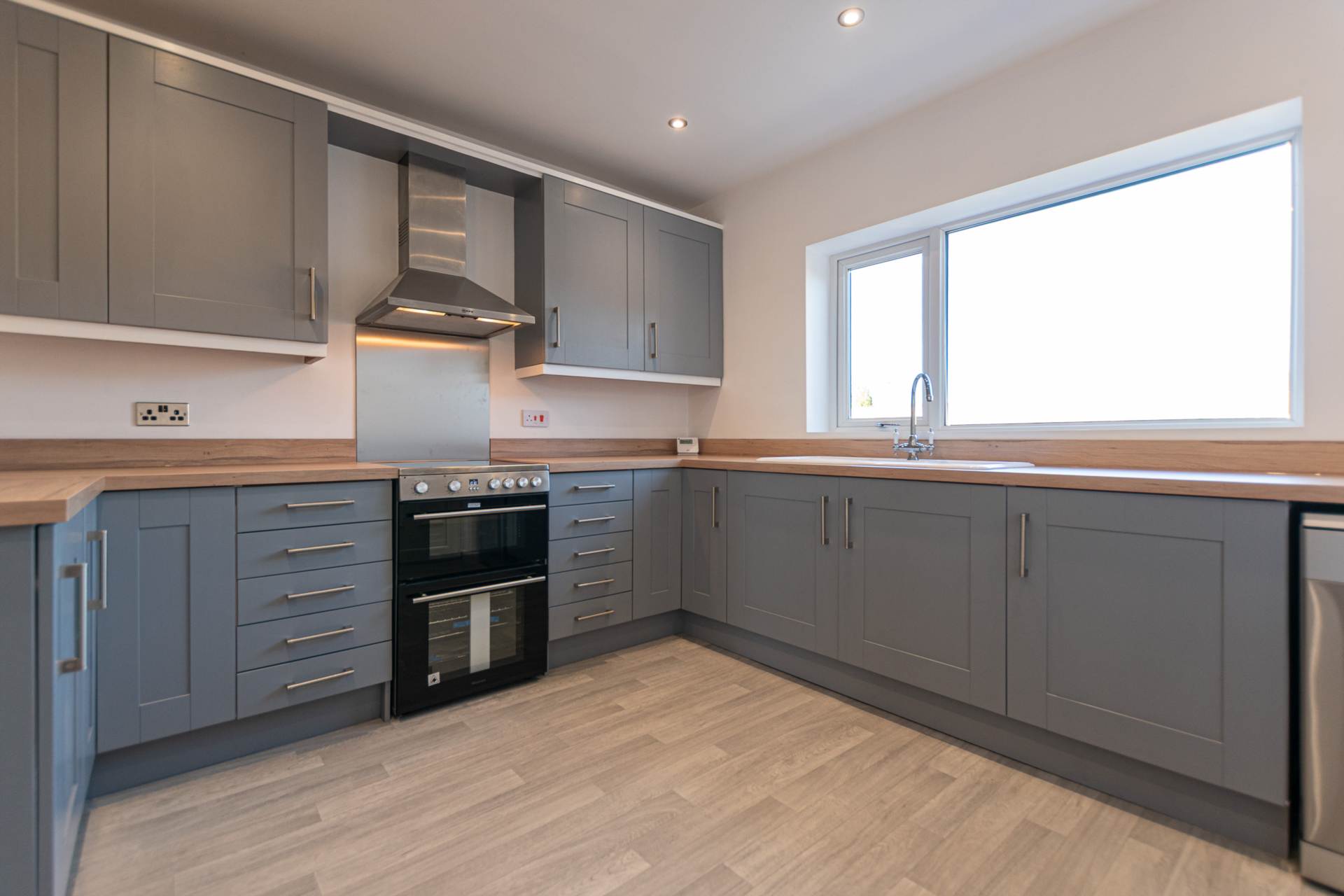 Milbury Drive, Littleborough, Image 7