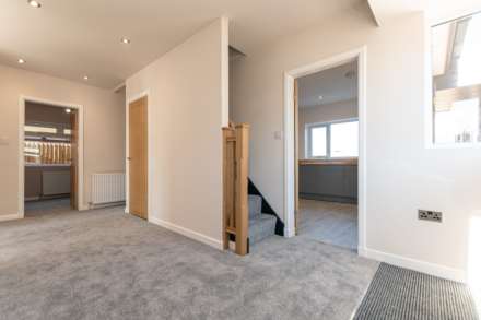 Milbury Drive, Littleborough, Image 4