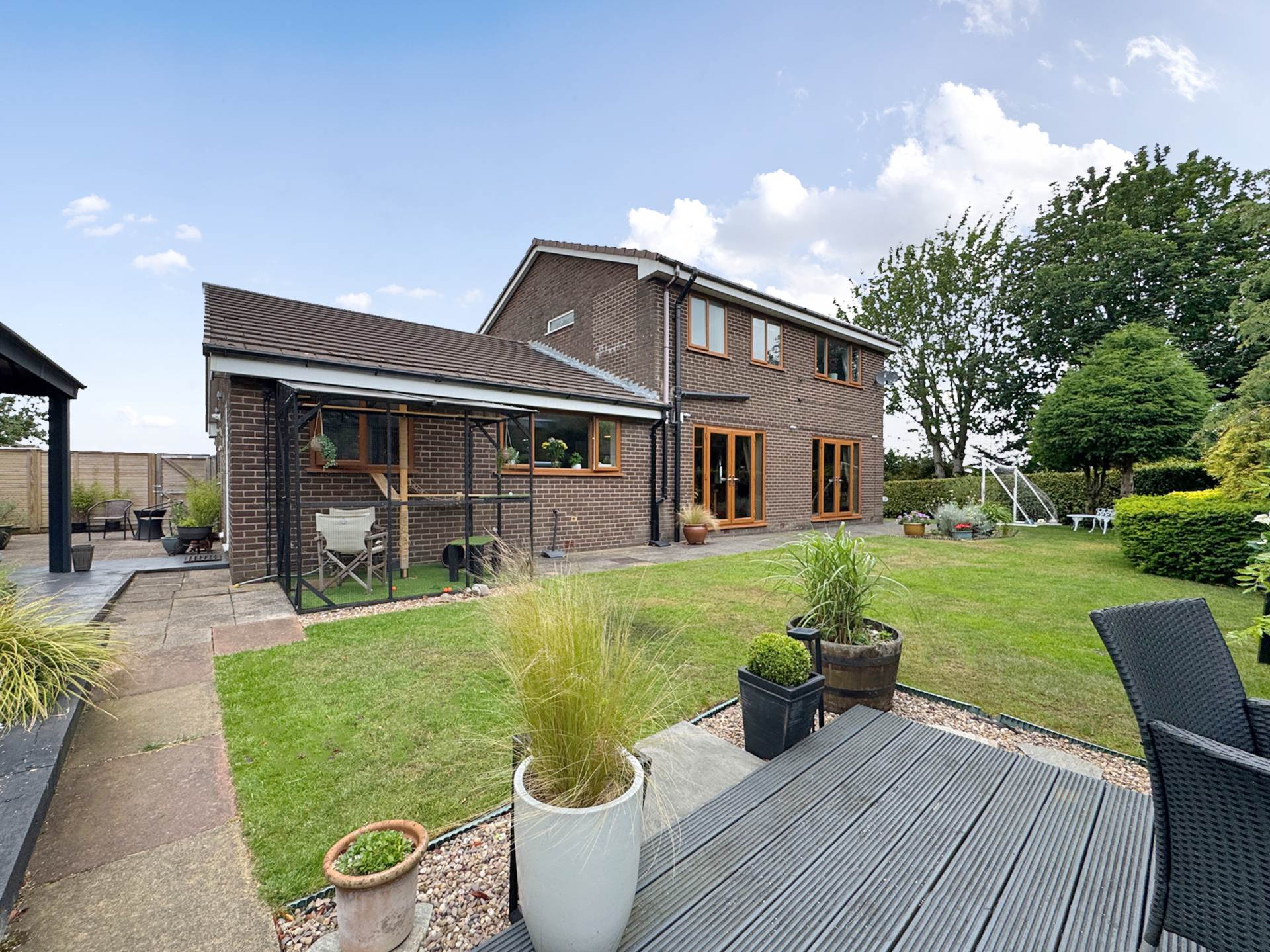 Harden Hills, Shaw, Oldham, Image 32