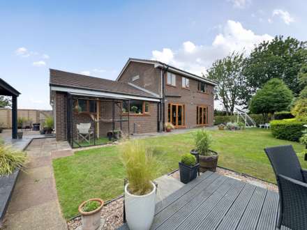 Harden Hills, Shaw, Oldham, Image 32