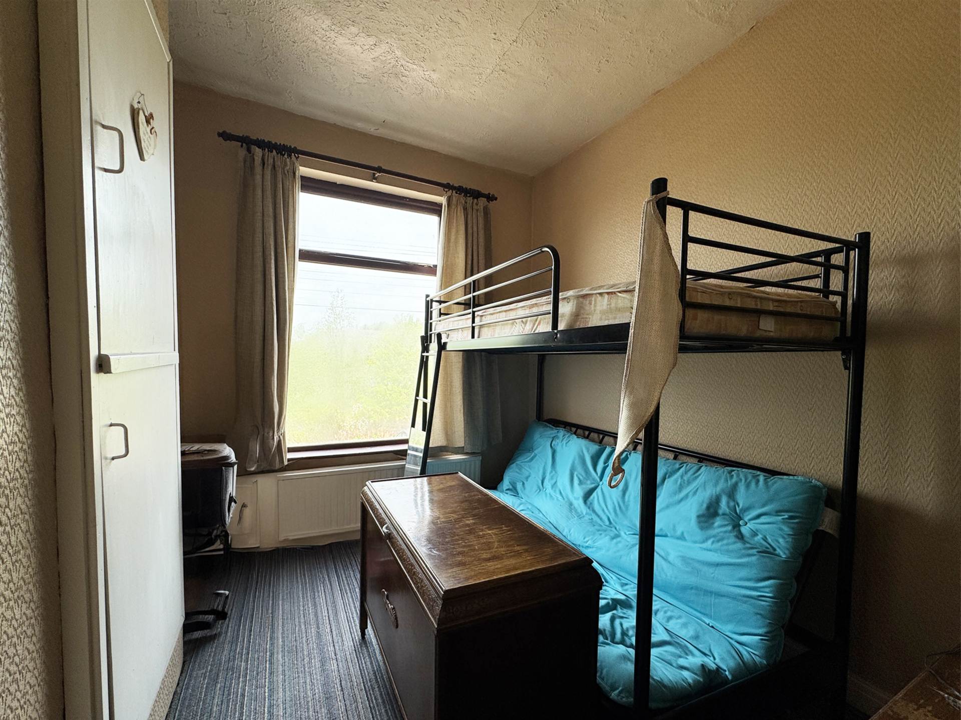 Shaw Road, Oldham, Image 4