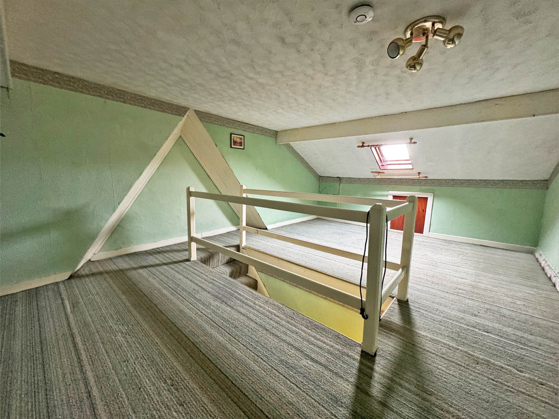 Shaw Road, Oldham, Image 9