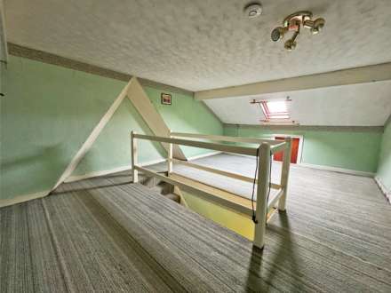 Shaw Road, Oldham, Image 9