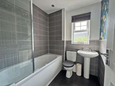 Will Hill Close, Rochdale, Image 11