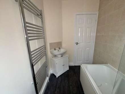 Flint Street, Derker, Image 11