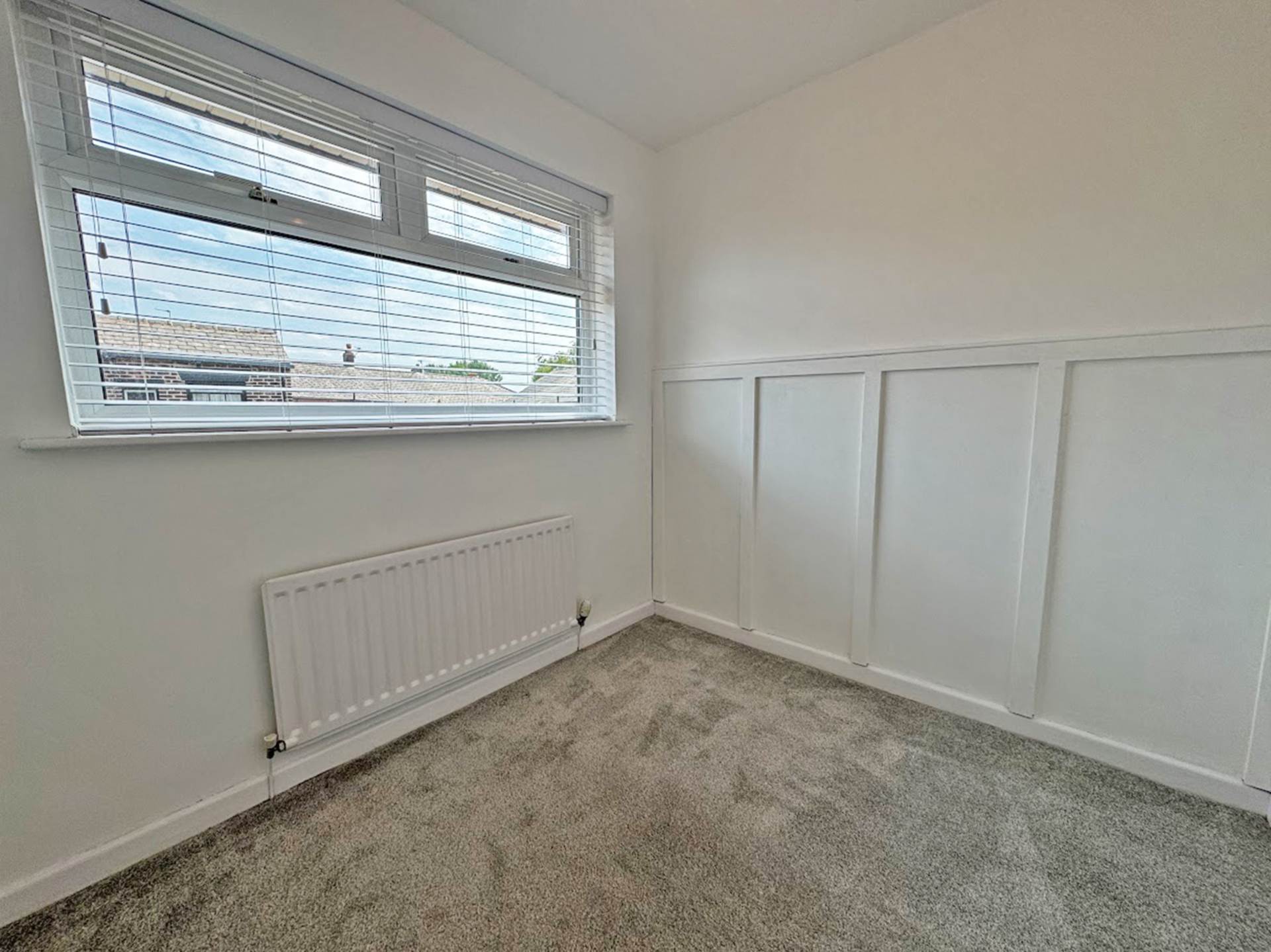 Rainshaw Street, Royton, Image 10