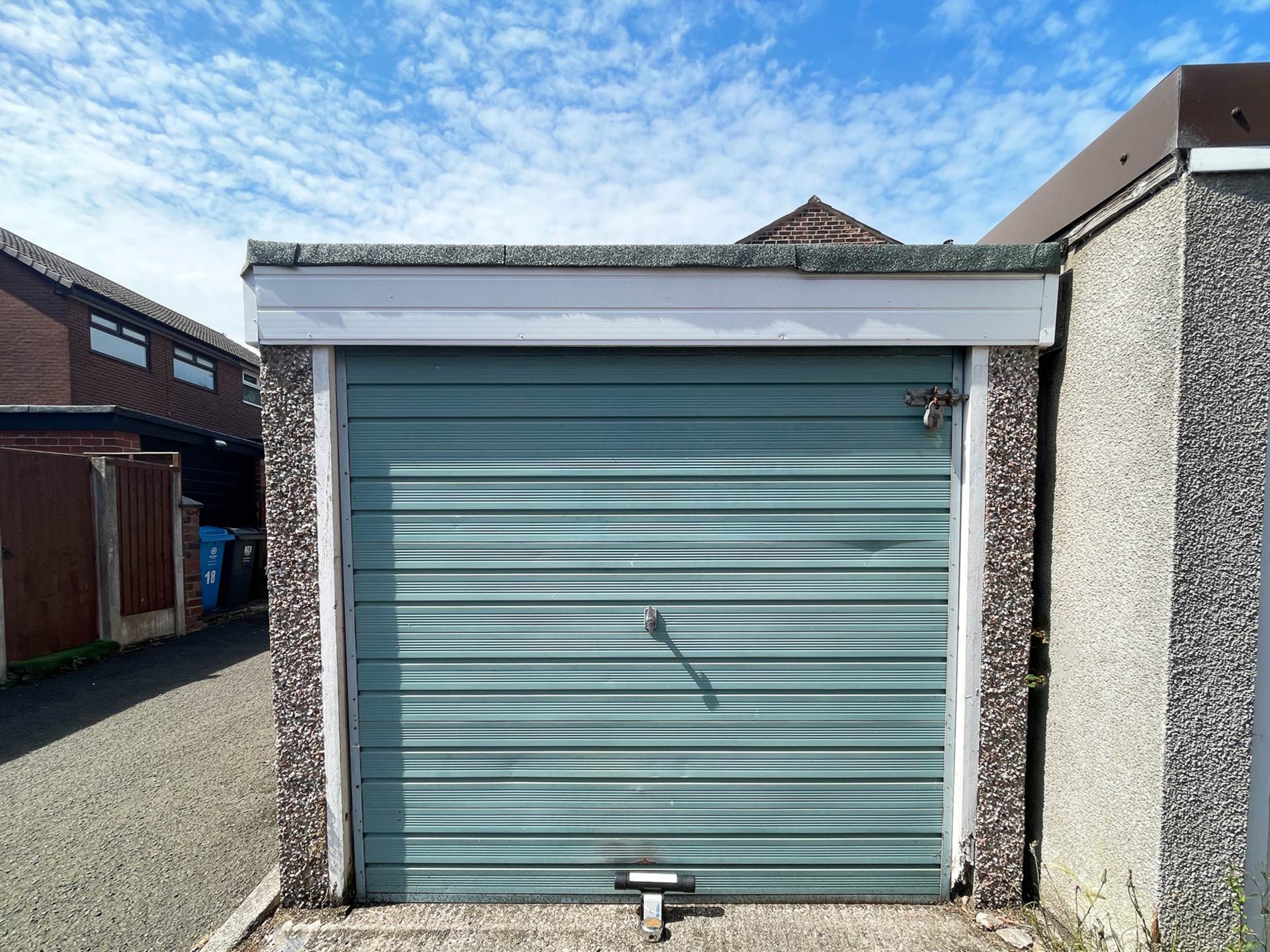 Rainshaw Street, Royton, Image 14