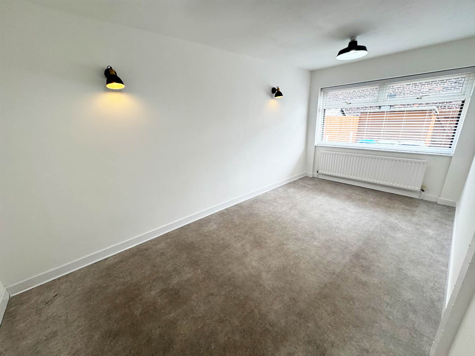 Rainshaw Street, Royton, Image 5
